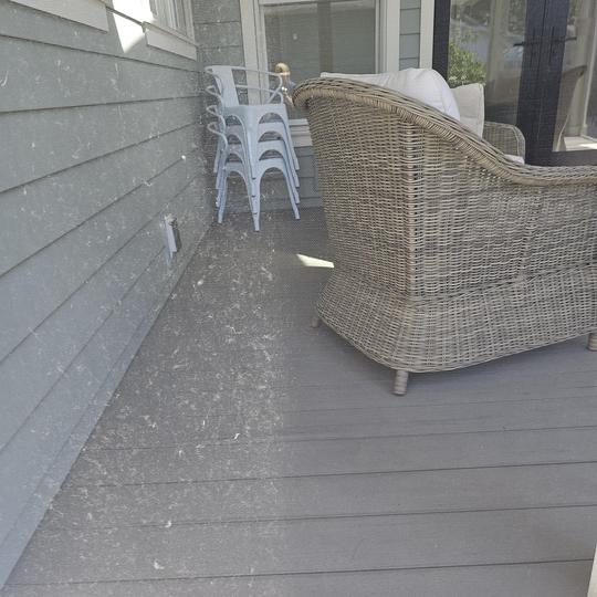 Porch screen cleaning before and after